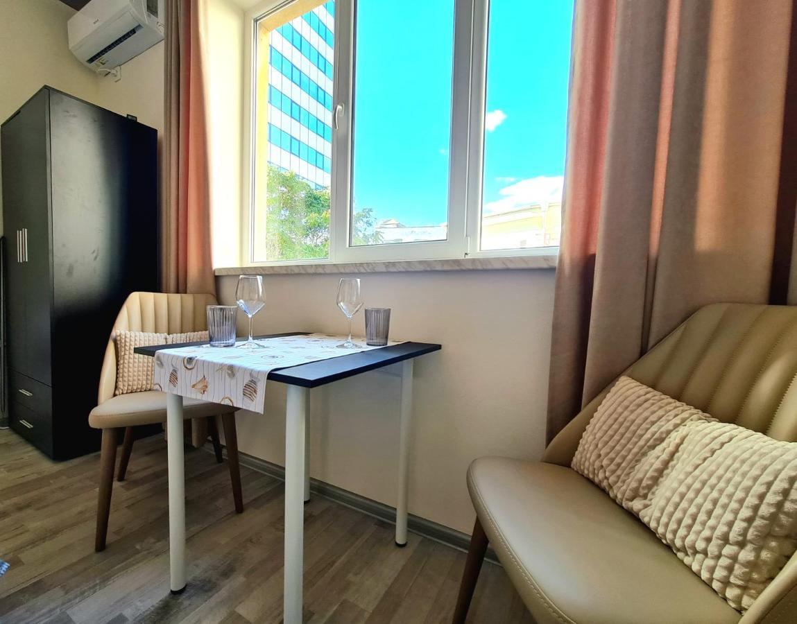 Студио В Центъра На Бургас Burgas Exterior foto